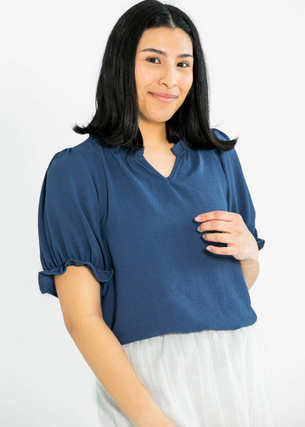 'Laurel' V-neck Short Sleeve Top